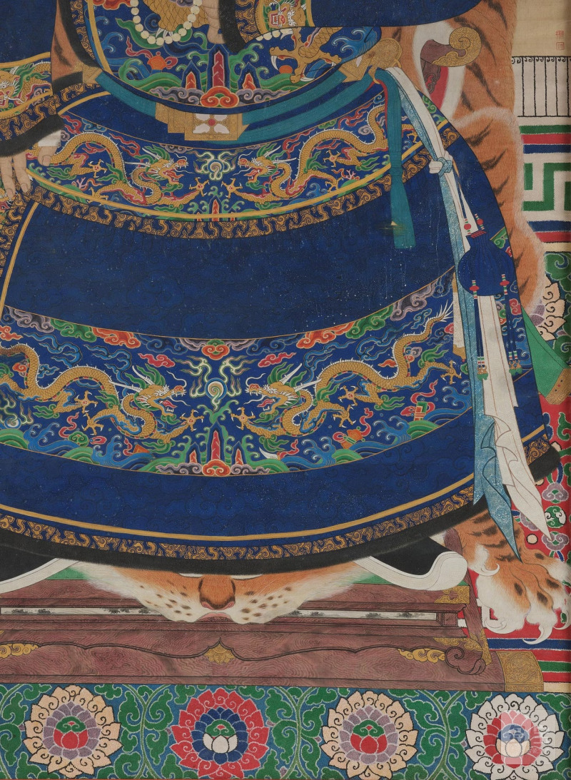 An Ancestral painting of a Manchu bannerman, - 图10
